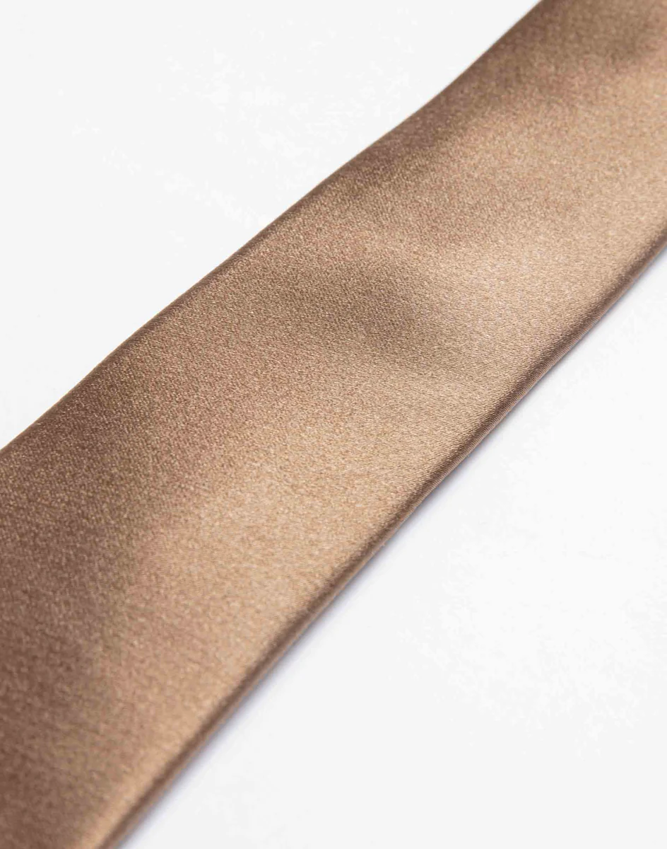 Cravate slim satin camel