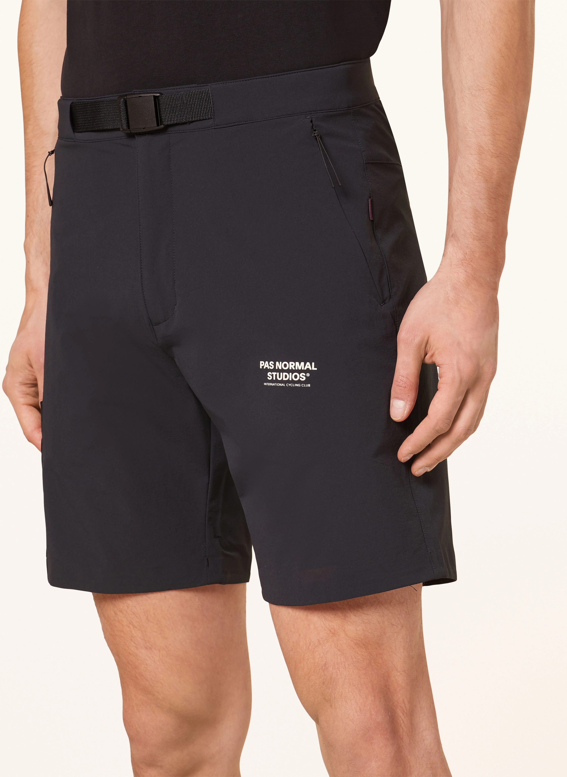 PAS NORMAL STUDIOS Shorts OFF-RACE