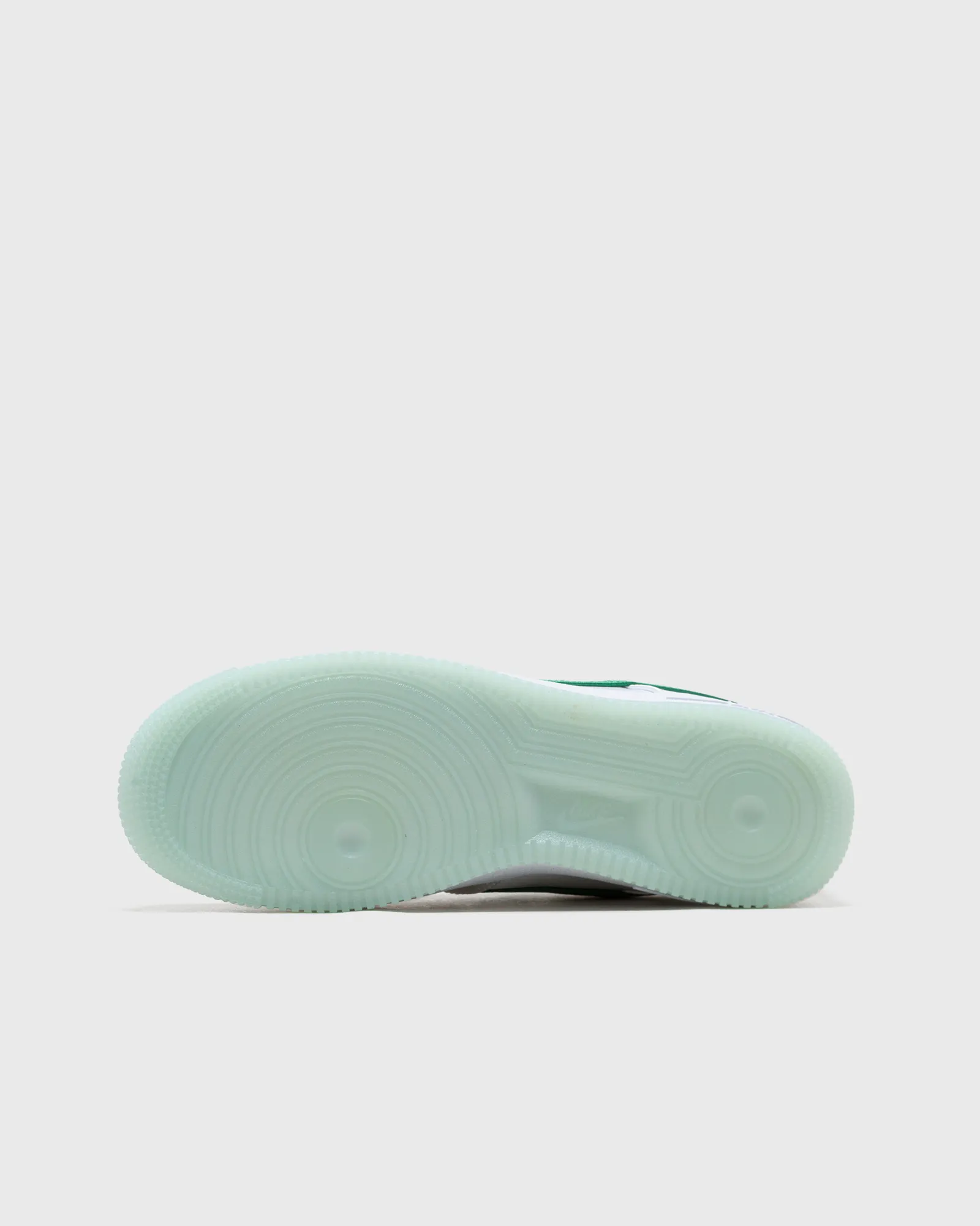 Nike W AIR FORCE 1 '07 ESS SNKR