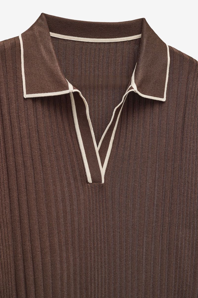 VESTIDO MALHA COM GOLA DE POLO