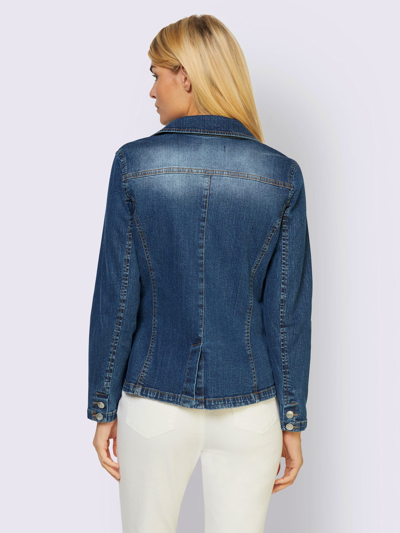 Blazer en jean alternative parfaite au blazer
