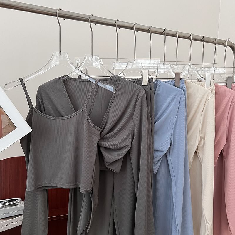 Babique - Set: Effen crop top + vest met strik aan de voorkant + elastische tailleband met wijde pijpen