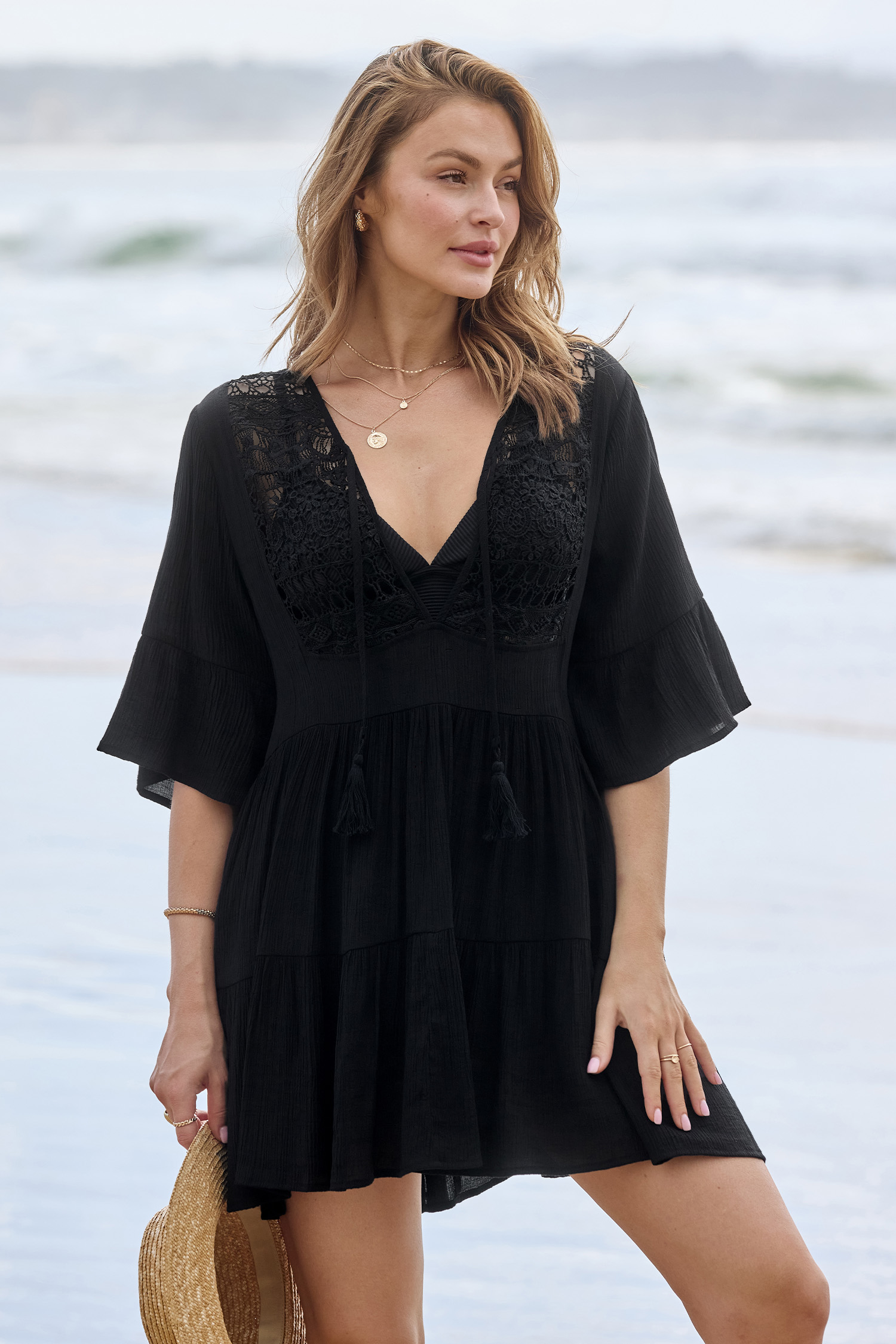 Robe mini cover up demi-manches et glands noire