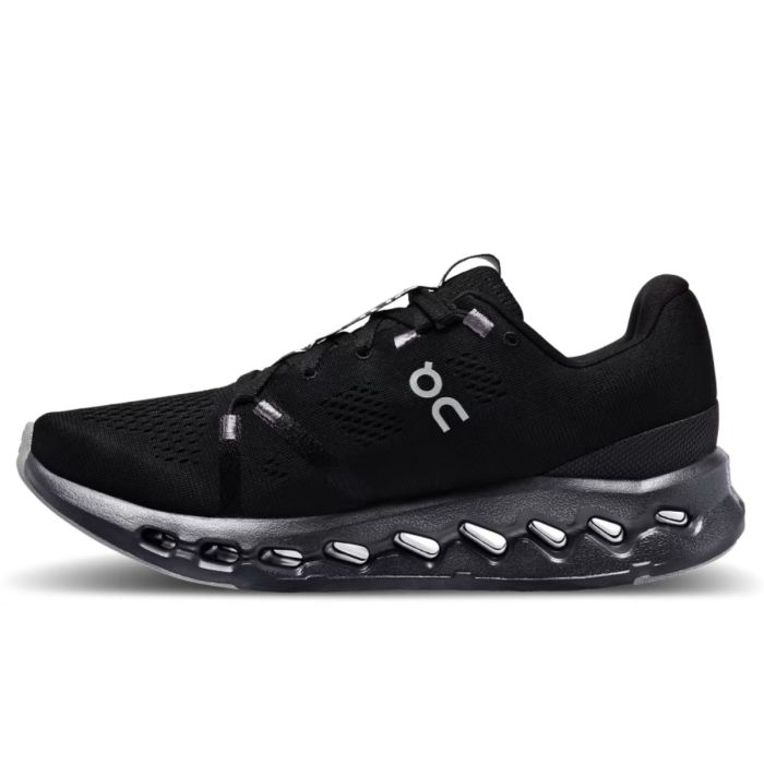 On Dame Løbesko Cloudsurfer Sort