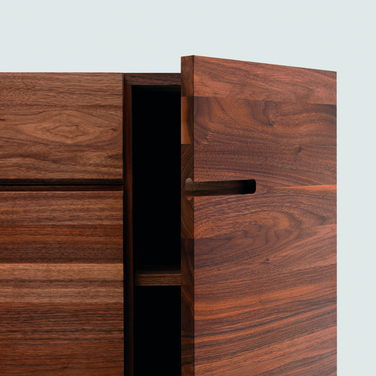 Zeitraum Side dressoir Amerikaans walnoten