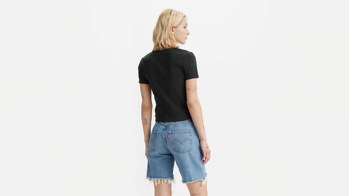 Camiseta curta com decote em V da Levi's