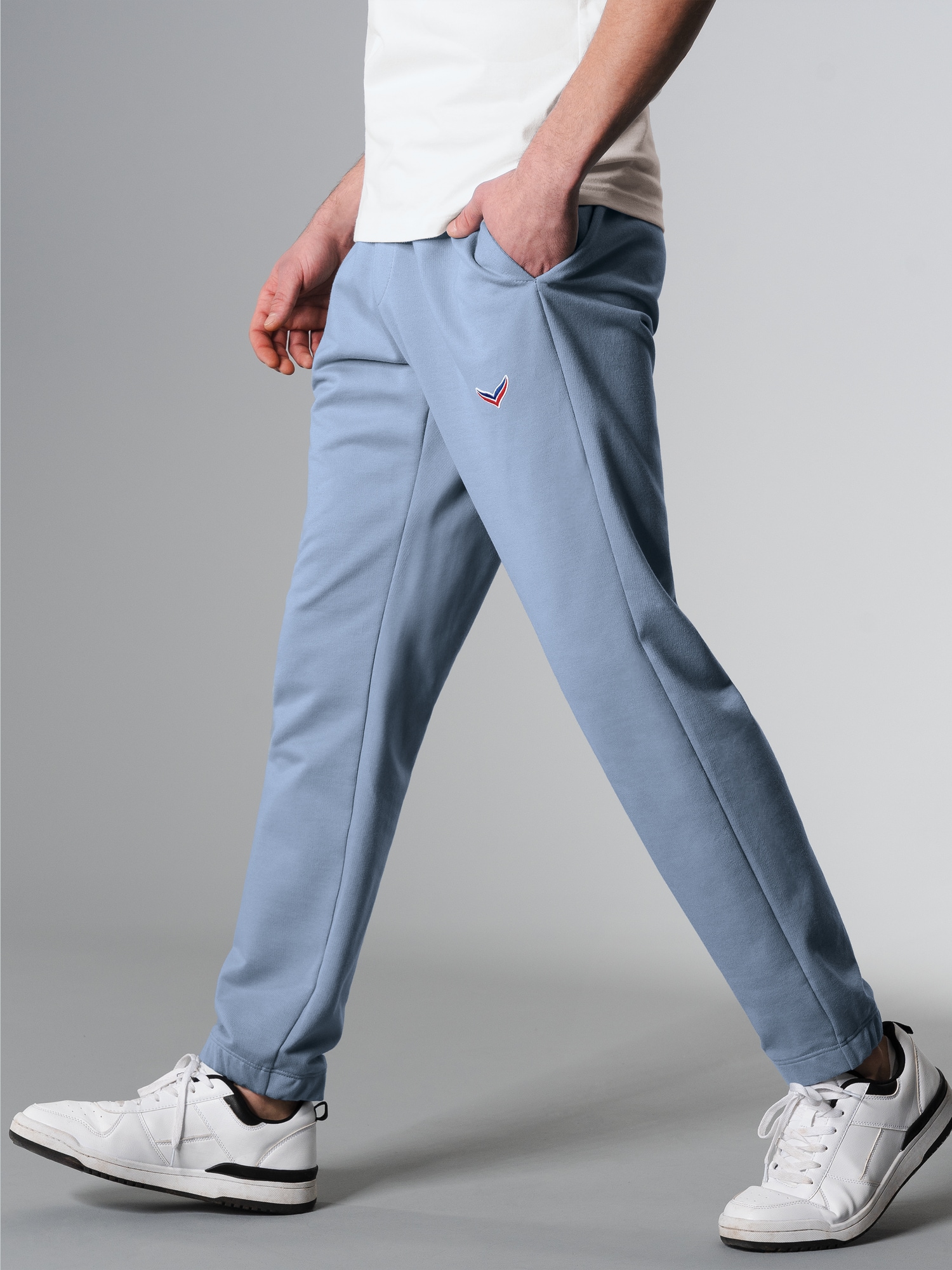 Jogginghose mit praktischem KordelzugPearl-blue