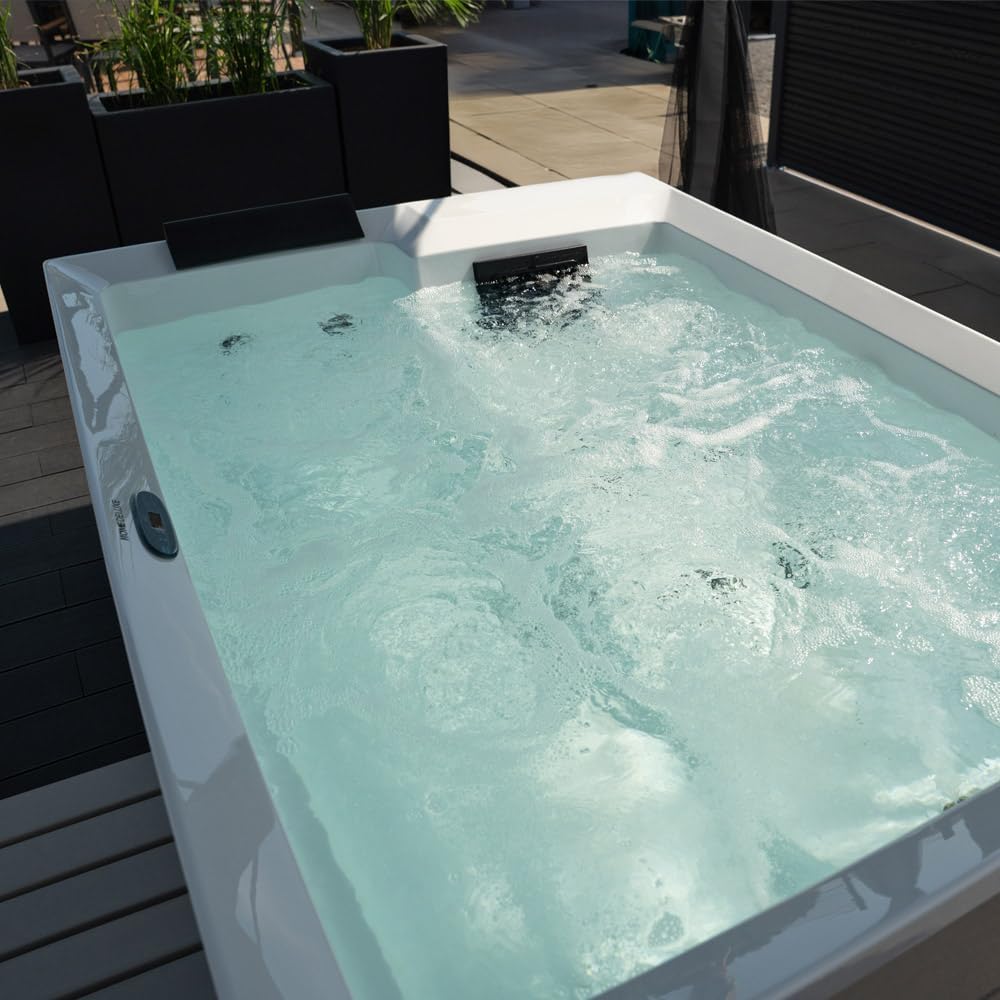 Home Deluxe - Outdoor Whirlpool Nimbus Deluxe Pure – ohne Treppe und Thermoabdeckung - Maße: 190 x 140 x 70 cm- Inkl. Heizung, 18 Massagedüsen I Außen Whirlpool für 2 Personen
