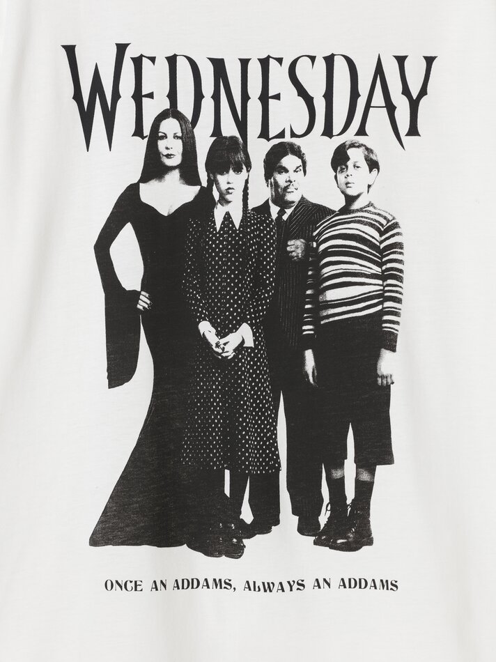 Camiseta WEDNESDAY ñ 2022™MGM Television Entertainment Inc - Bege