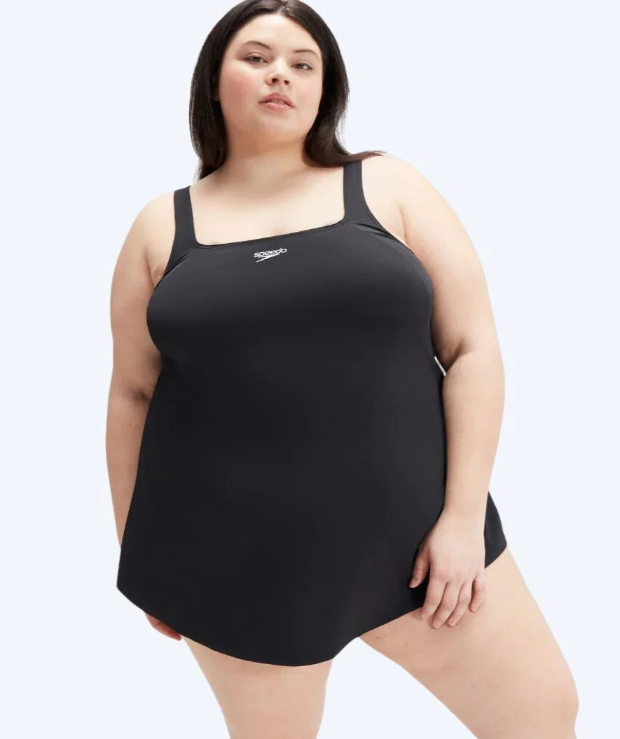 Speedo badedragt i store størrelser til damer - Swim Dress - Sort