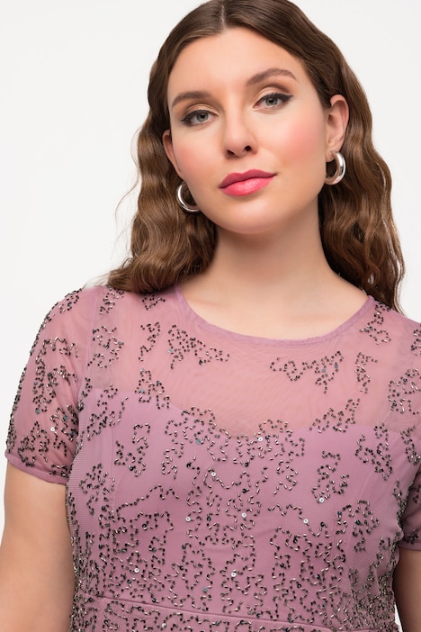 Meshkleid, Perlenstickerei, Rundhals, Halbarm