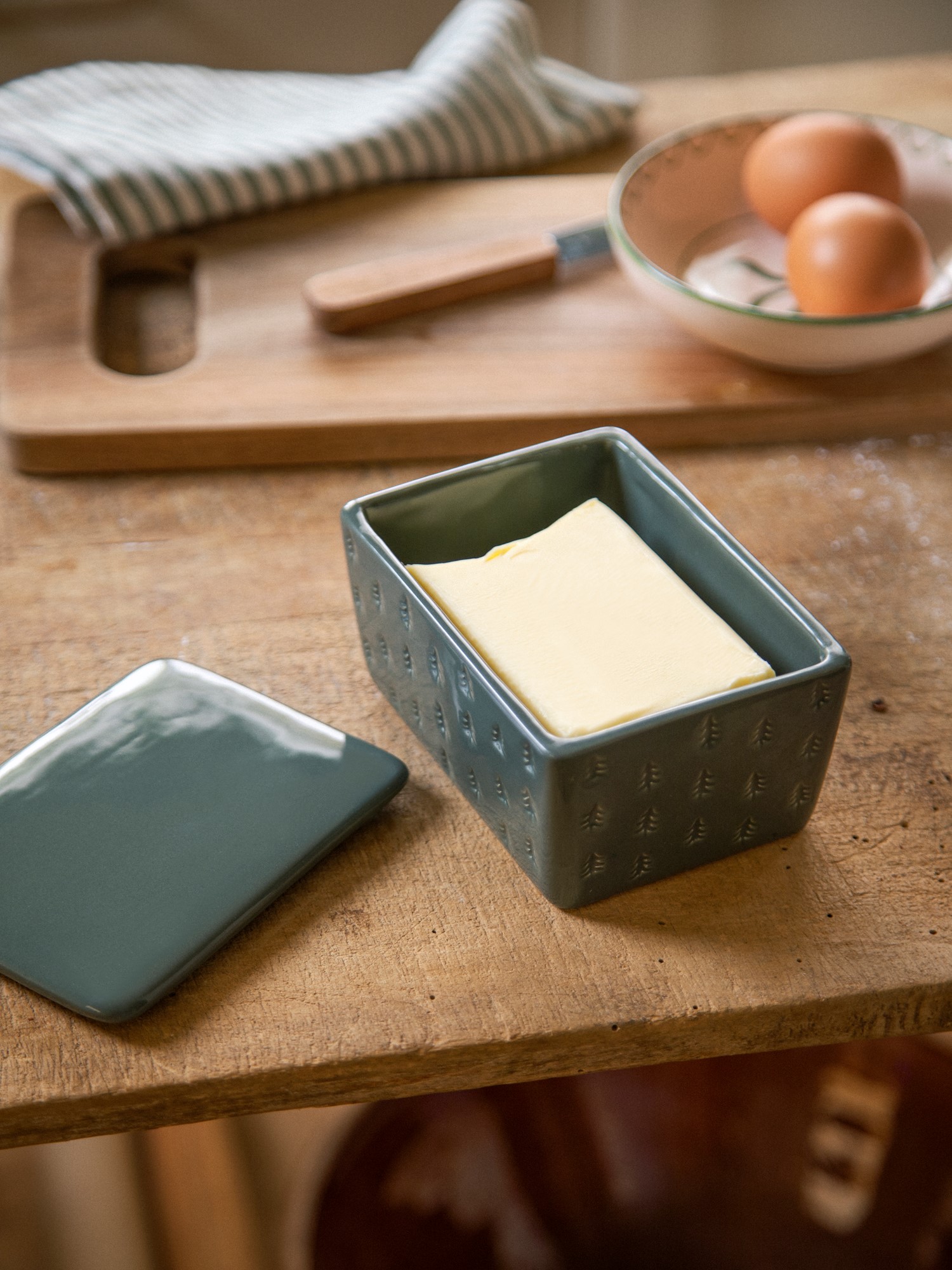 Smørboks | Dolomit. 12 x 8,8 x 6,2 cm. | Thyme Green