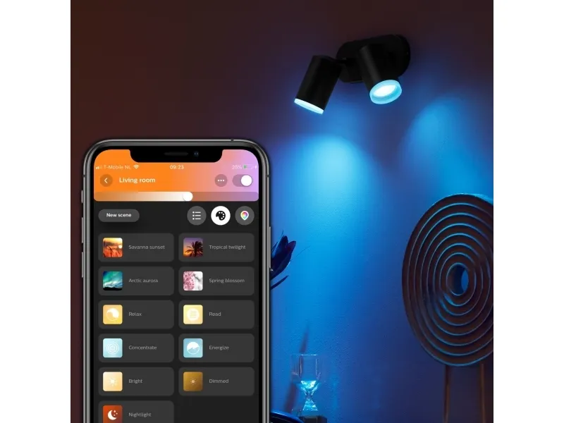 Philips Hue White and Color Ambiance Fugato - Spotlys - LED-lyspære x 2 - GU10 - total: 11.4 W - klasse A  - 16 millioner farver - sort