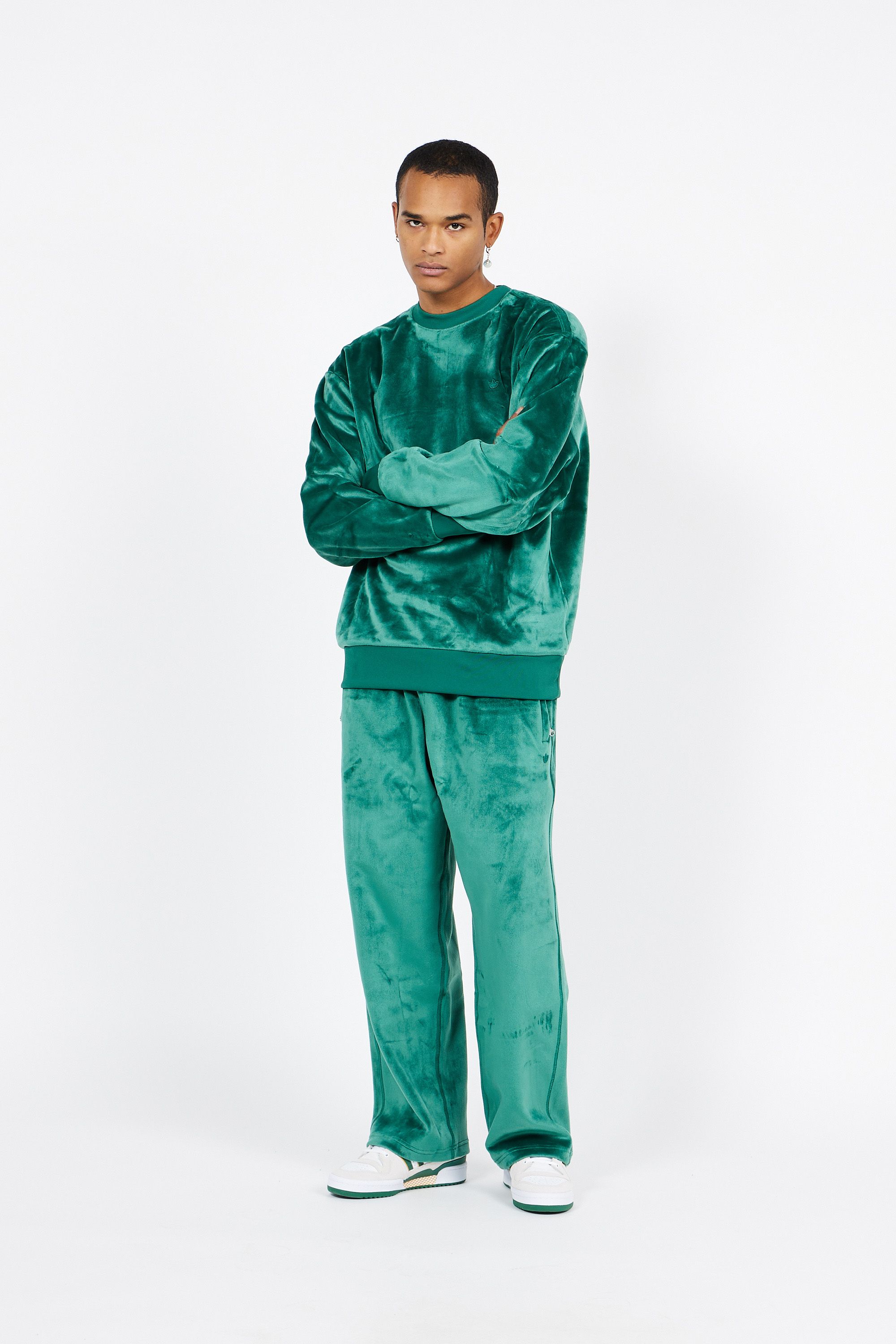 ADIDAS Sweatshirt  P ESS+ V CREW Vert