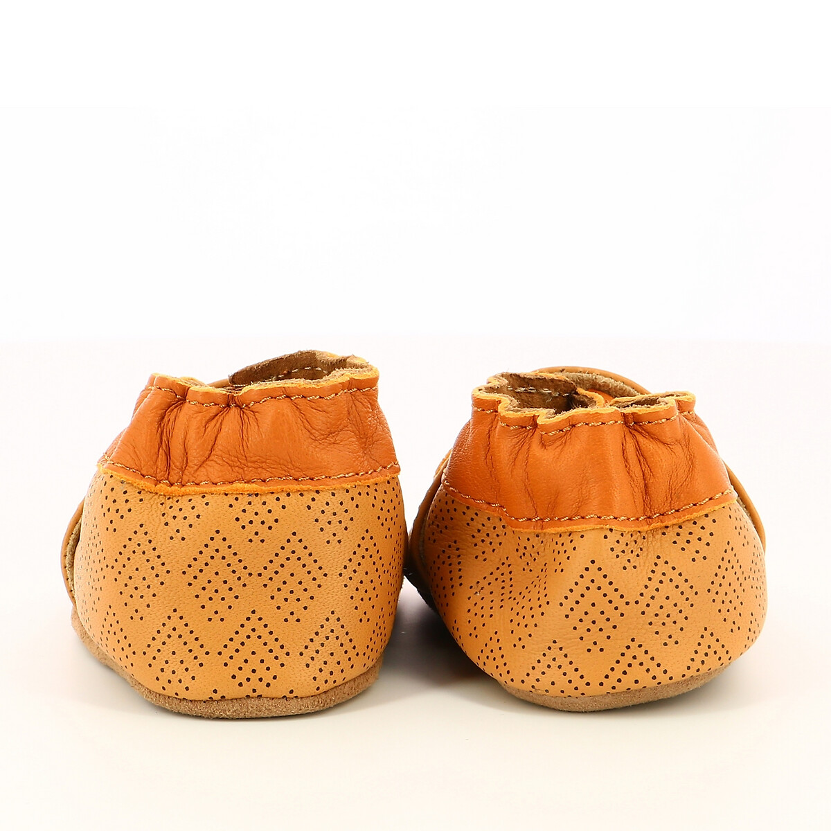 ROBEEZ<br>Pantufas de couro com curtimento vegetal Grooar