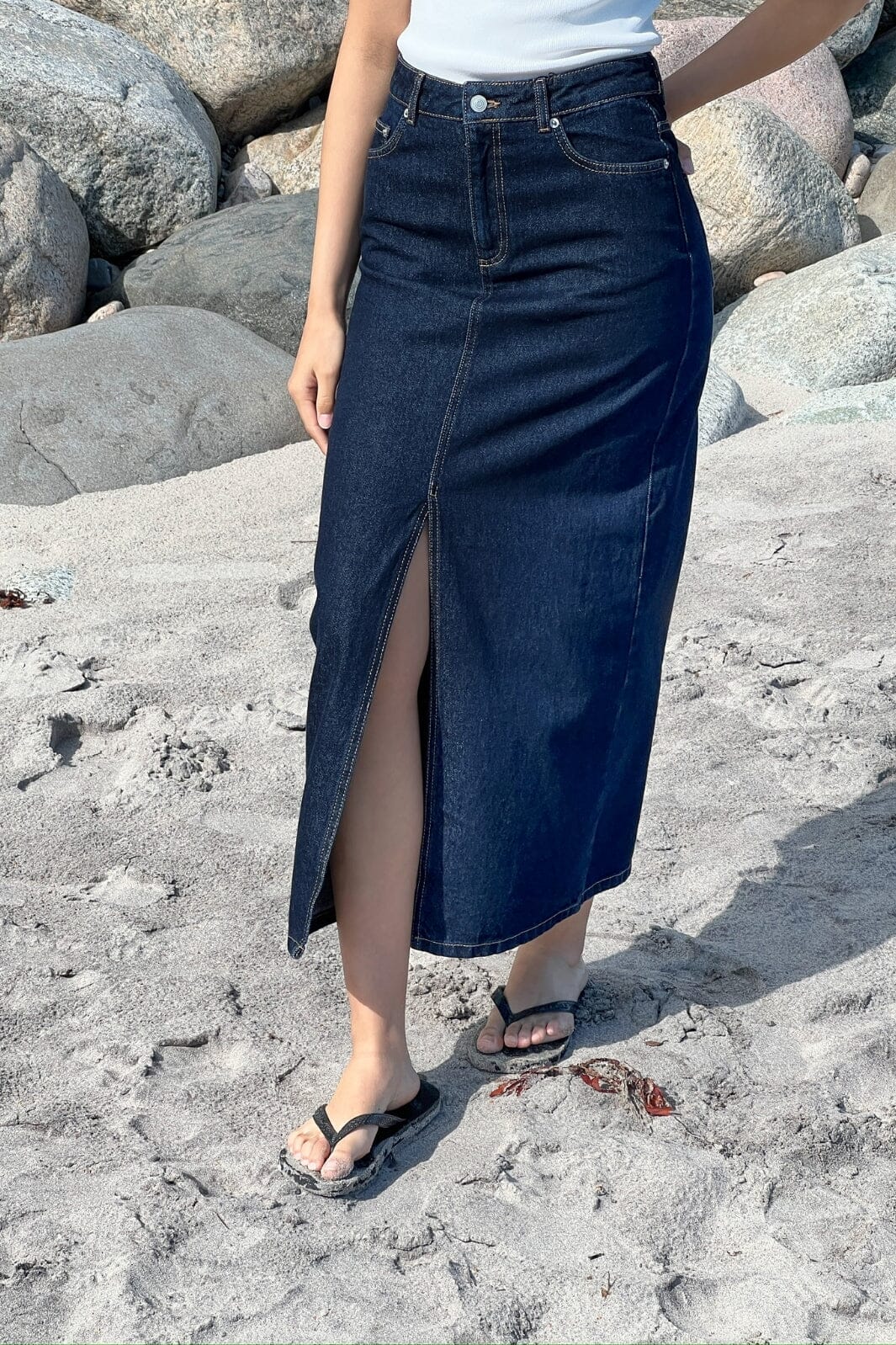 Neo Noir Frankie D Skirt dark blue