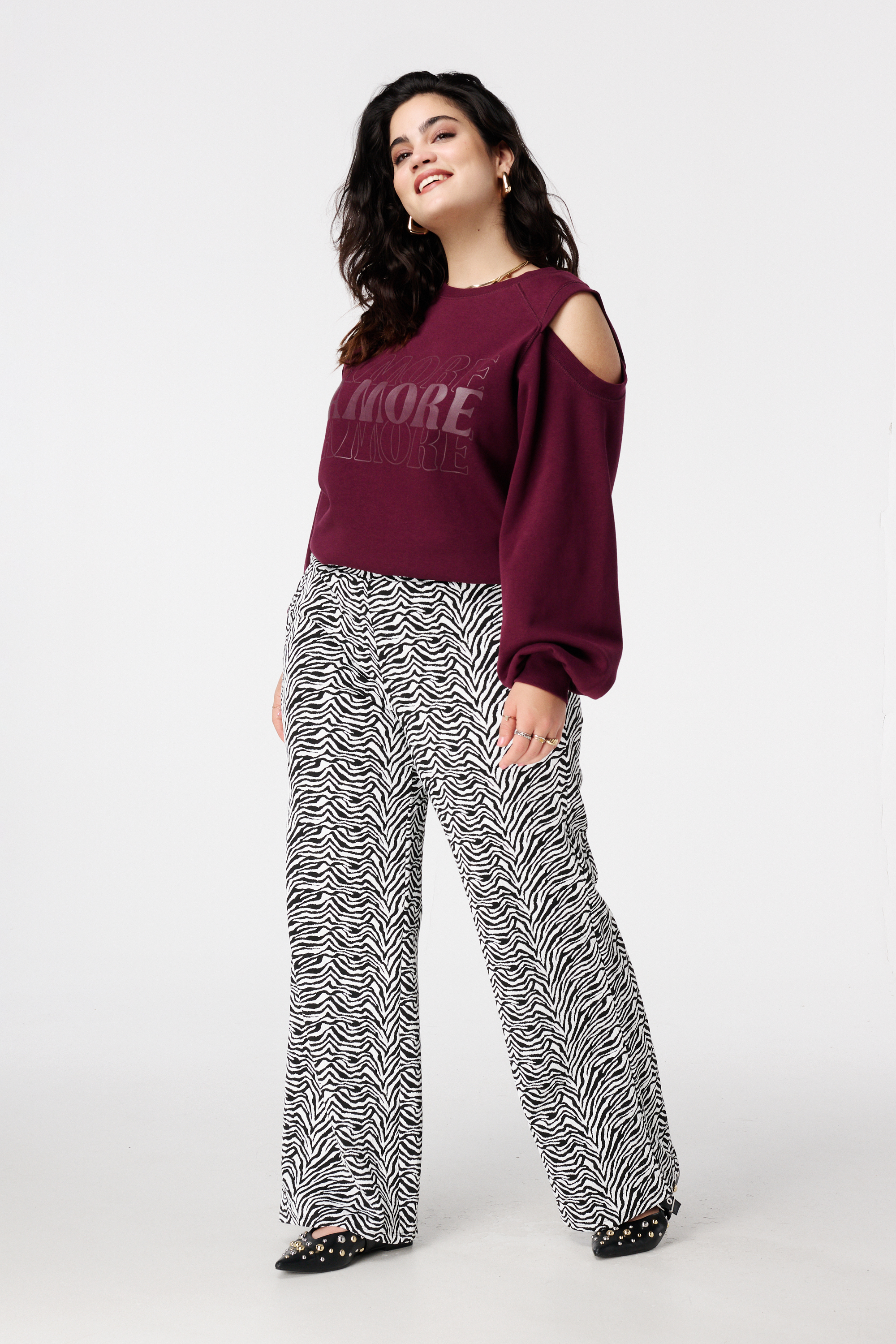 Sweater met cut-out schouder Bordeaux