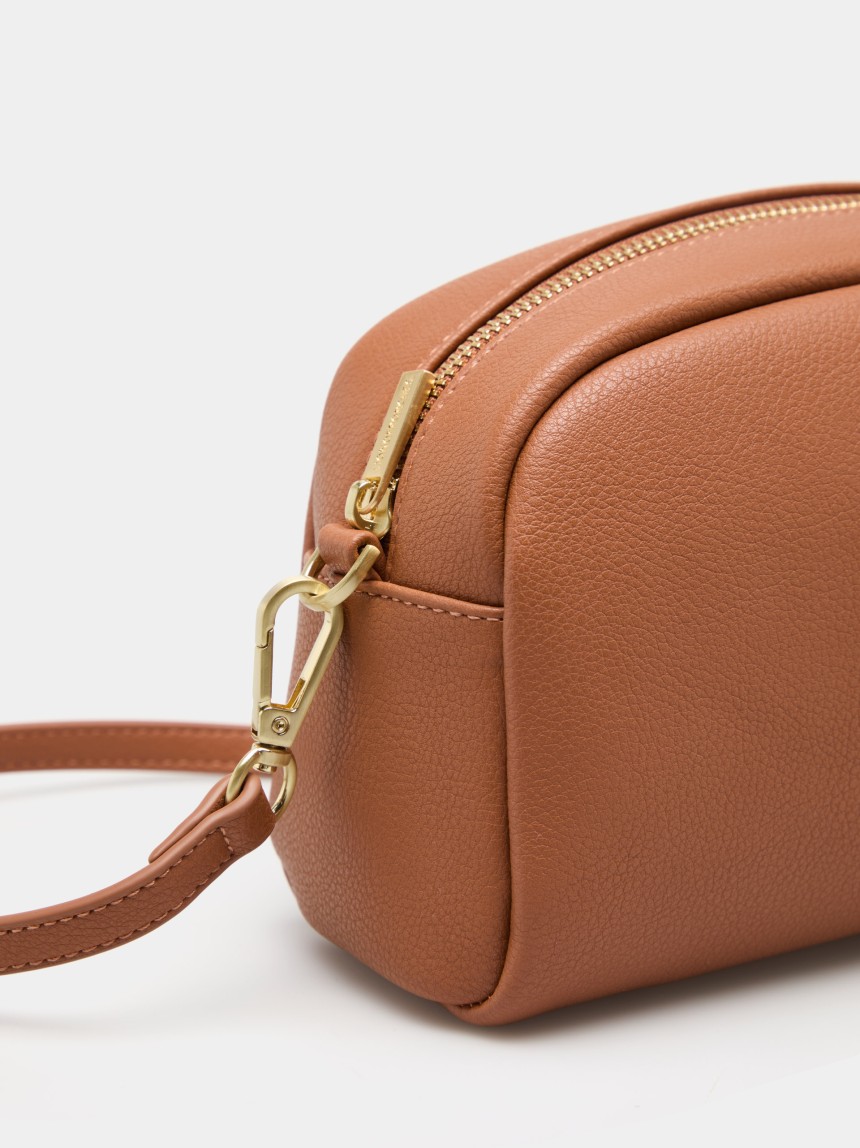 Necessaire com alça tiracolo