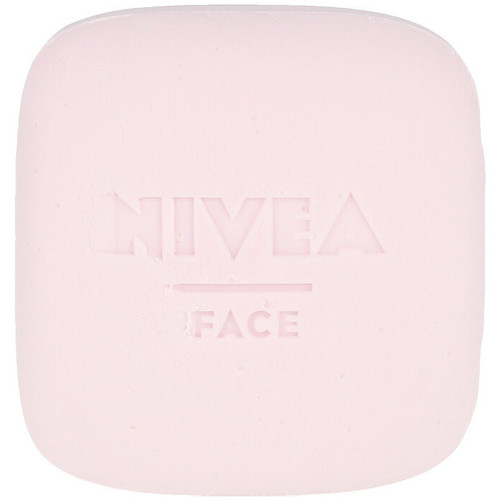 Nivea - Naturally Good Limpiador Facial Piel Radiante 75 Gr