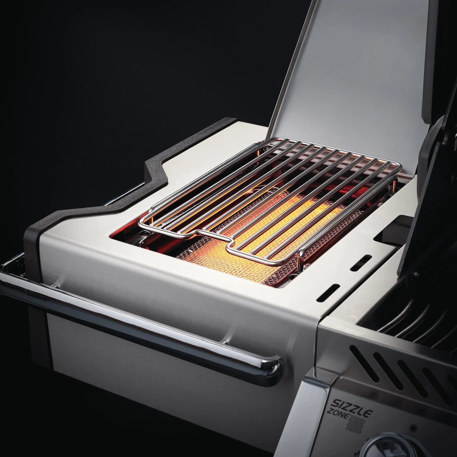 Churrasqueira a gás propano Napoleon Prestige PRO 500 com queimadores infravermelhos traseiros e laterais e kit rotisserie - PRO500RSIBPSS-3