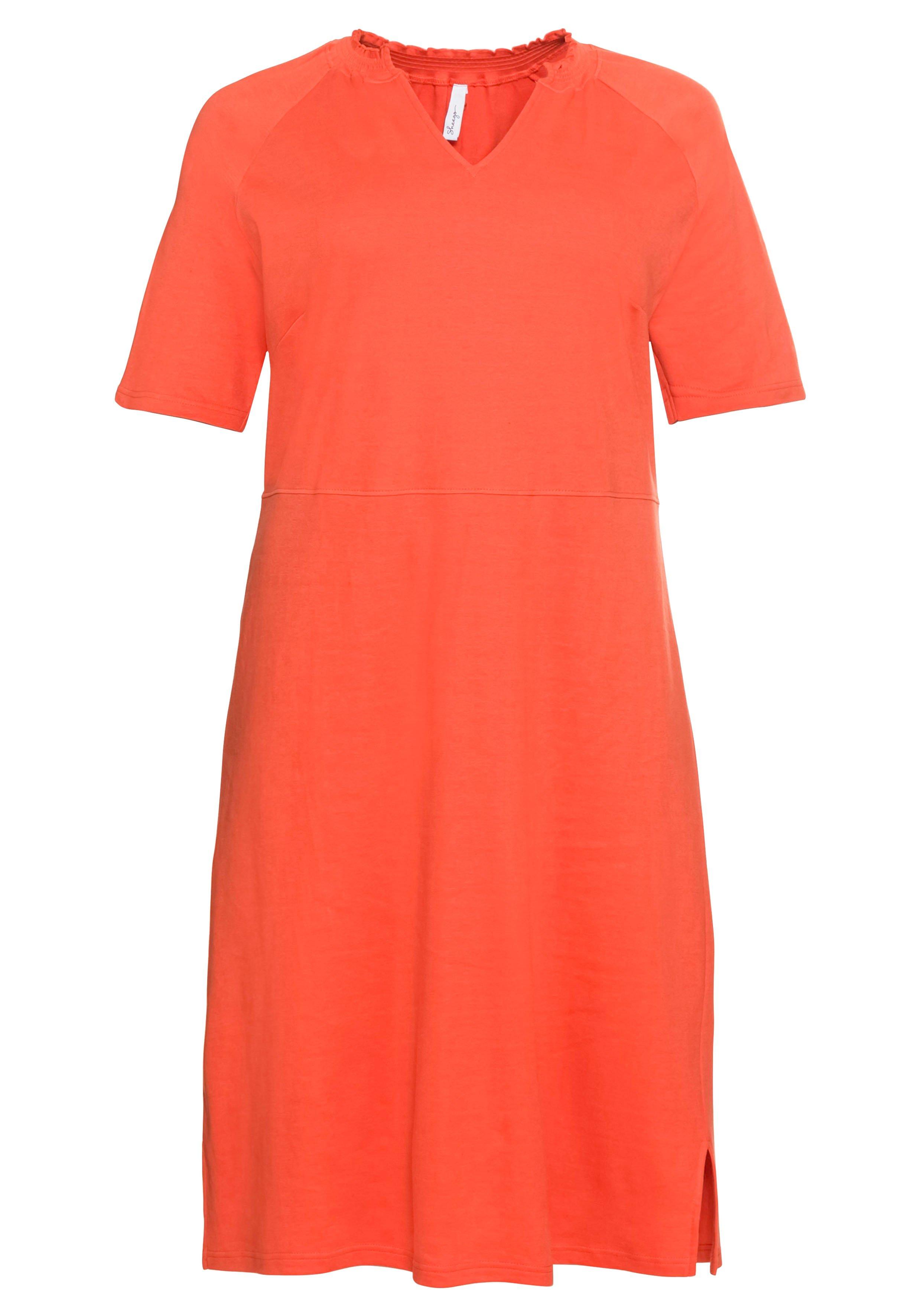 Shirtkleid mit gesmoktem V-Ausschnitt
