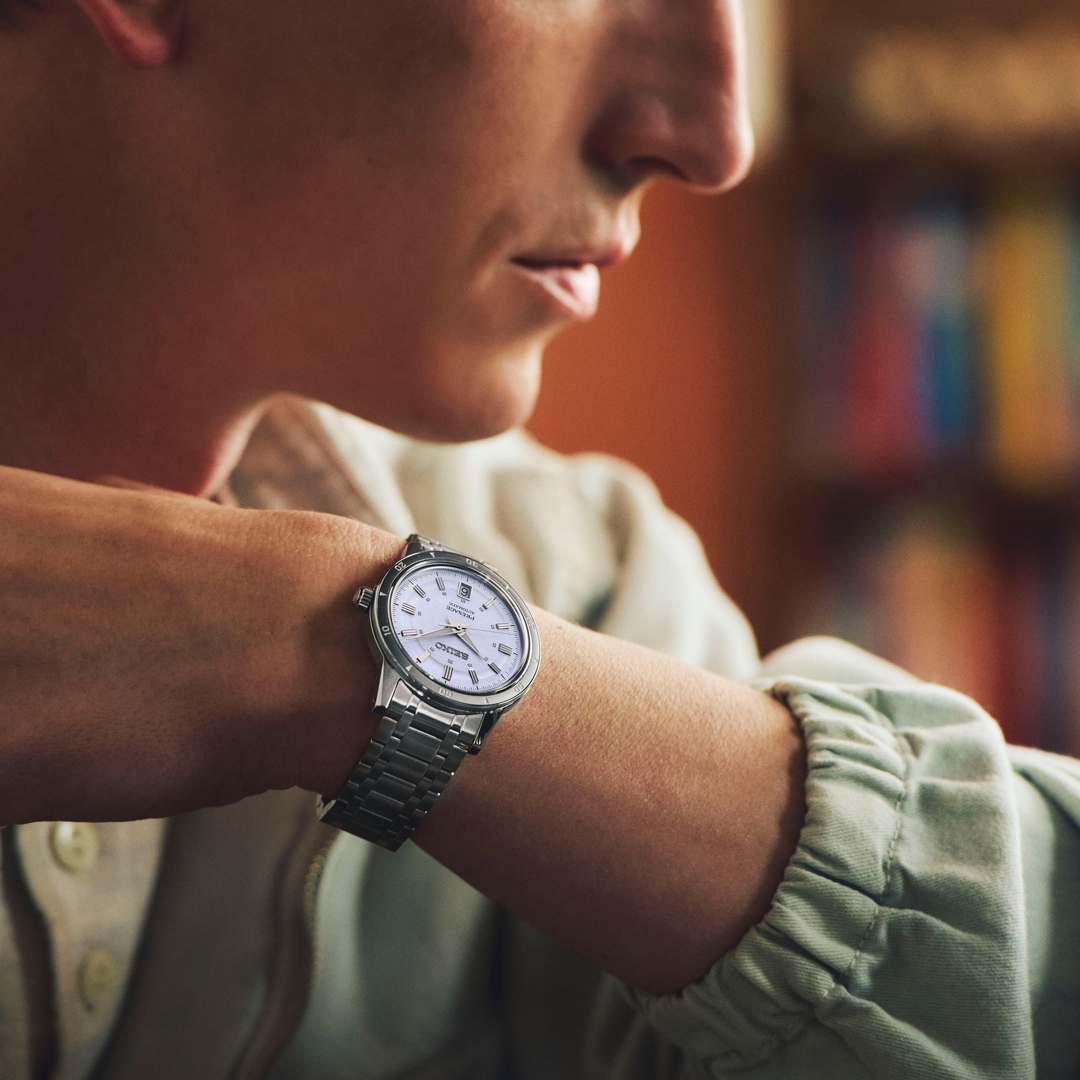 Seiko Presage Style 60's Automatik Silberviolett 39.5mm