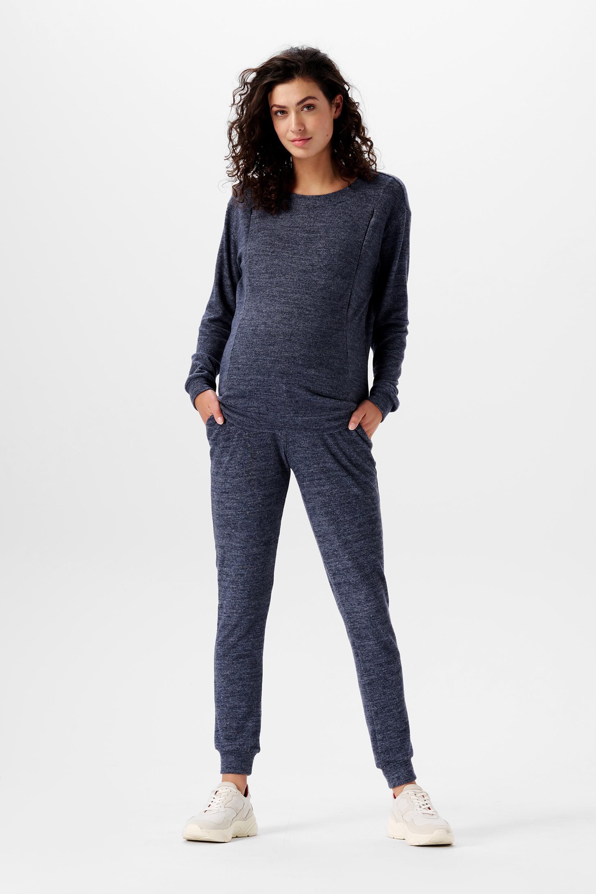 Pants knitted