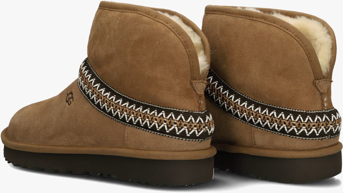 cognac ugg vachtlaarzen classic mini crescent