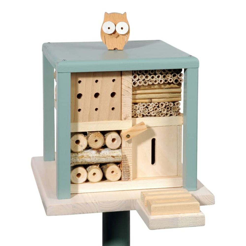 Hotels hôtel à insectes et support cube friendly owl inn