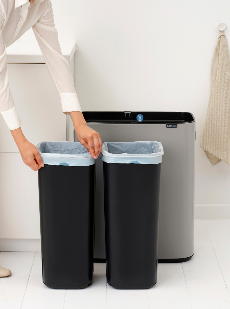 Bo Touch Bin, met 2 binnenemmers, 2 x 30 liter - Soft Grey