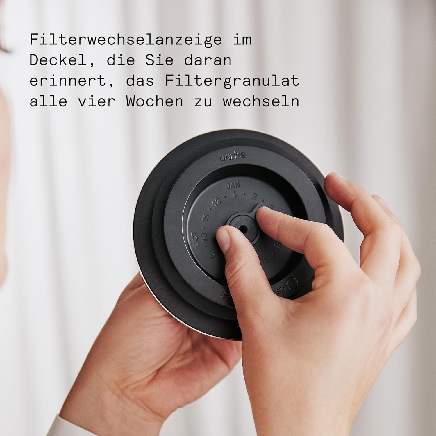 Aarke Purifier Wasserfilterkanne 1,2 L / 5 Tassen Glas & Edelstahl – inklusive Pure Filter-Nachfüllbeutel