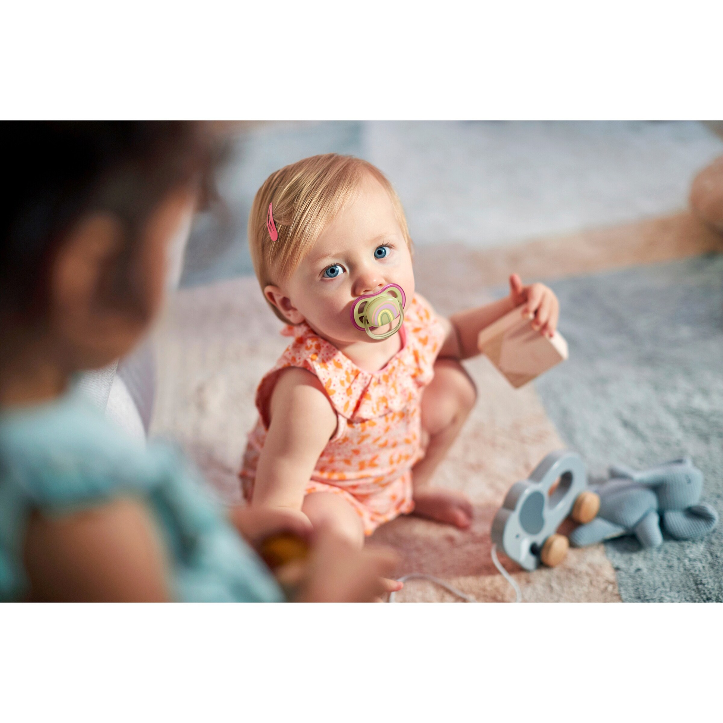 Philips Avent 2er-Pack Schnuller ultra air, 0-6M pink/gelb
