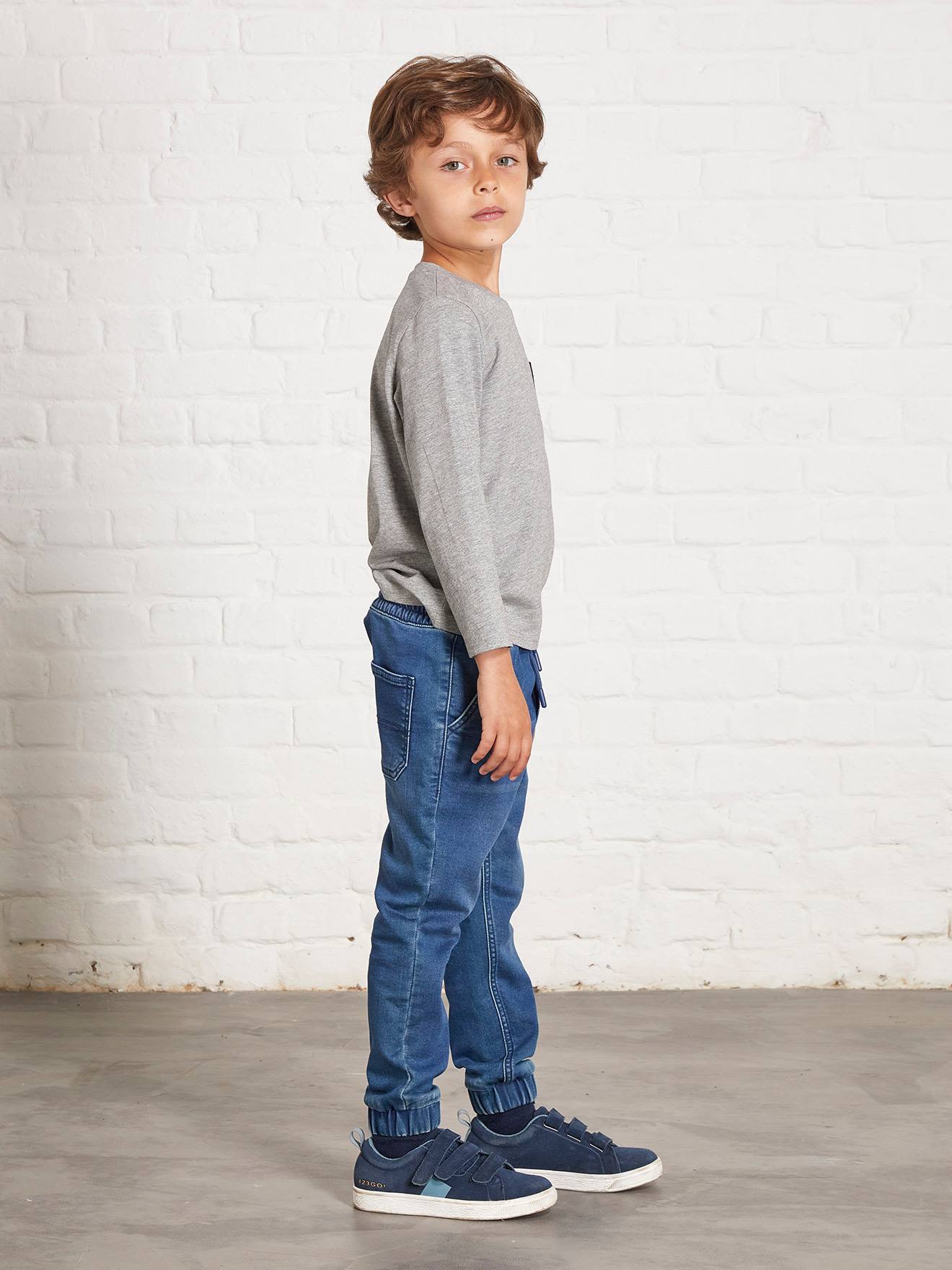 Calças de moletom azul-escuro com efeito fleece, fáceis de vestir, para meninos, com efeito jeans.