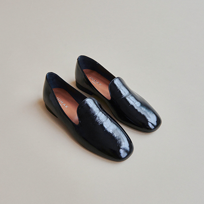 Ballerines à bouts carrés  en cuir brillant noir
