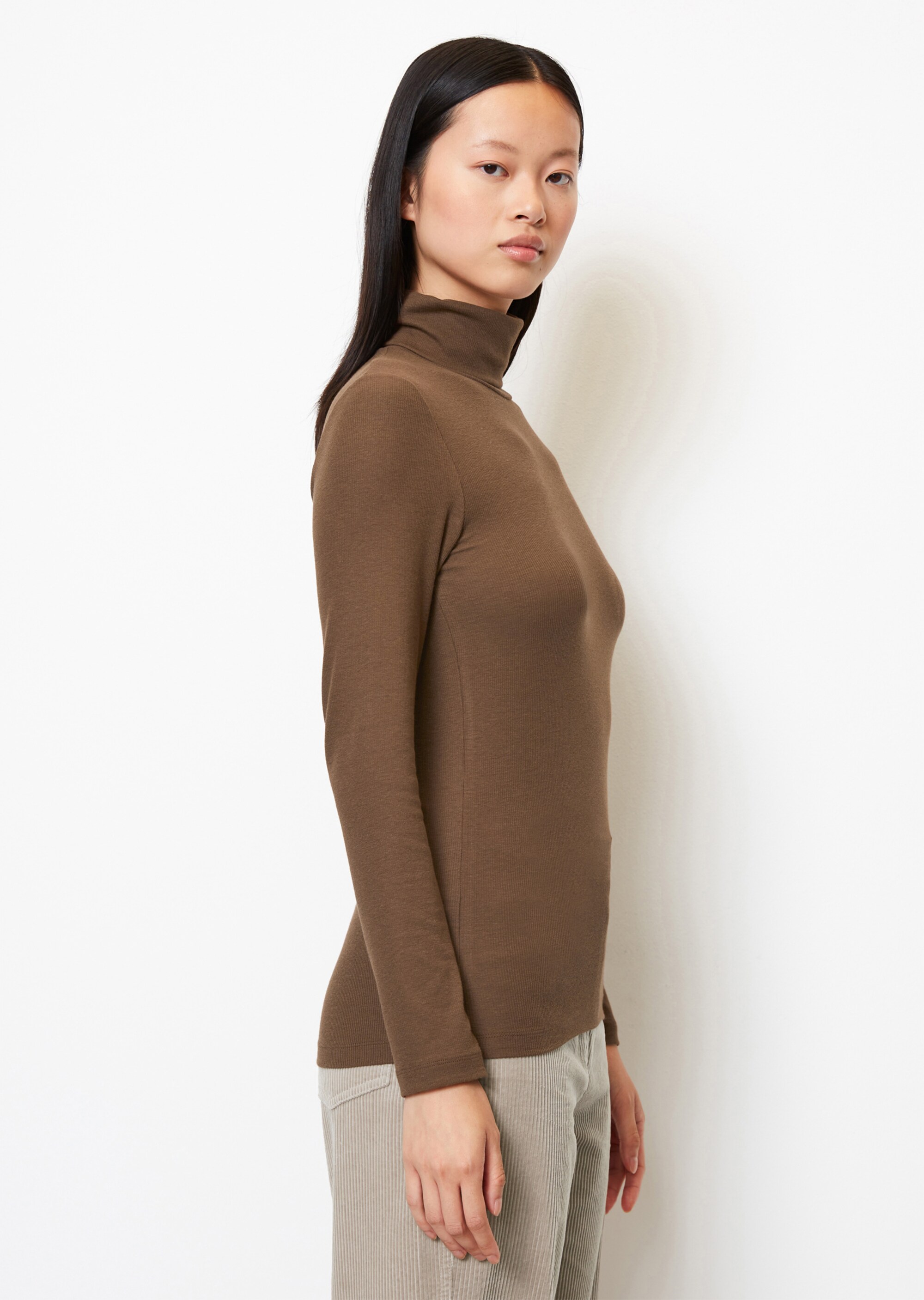 Rollkragen-Longsleeve aus soft geripptem Jersey