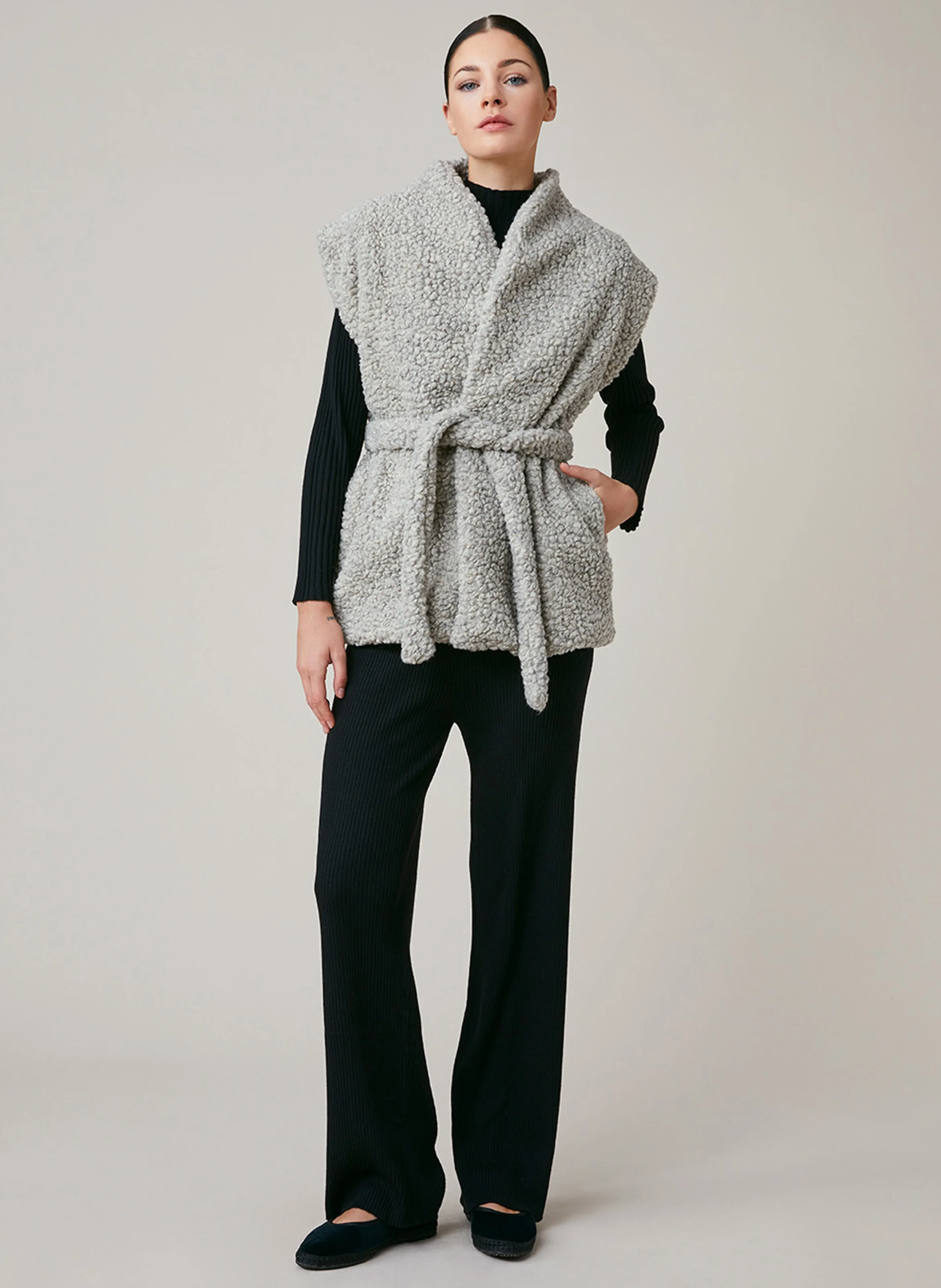 GIULIA - Veste sans manches en laine bouclée | Blanc