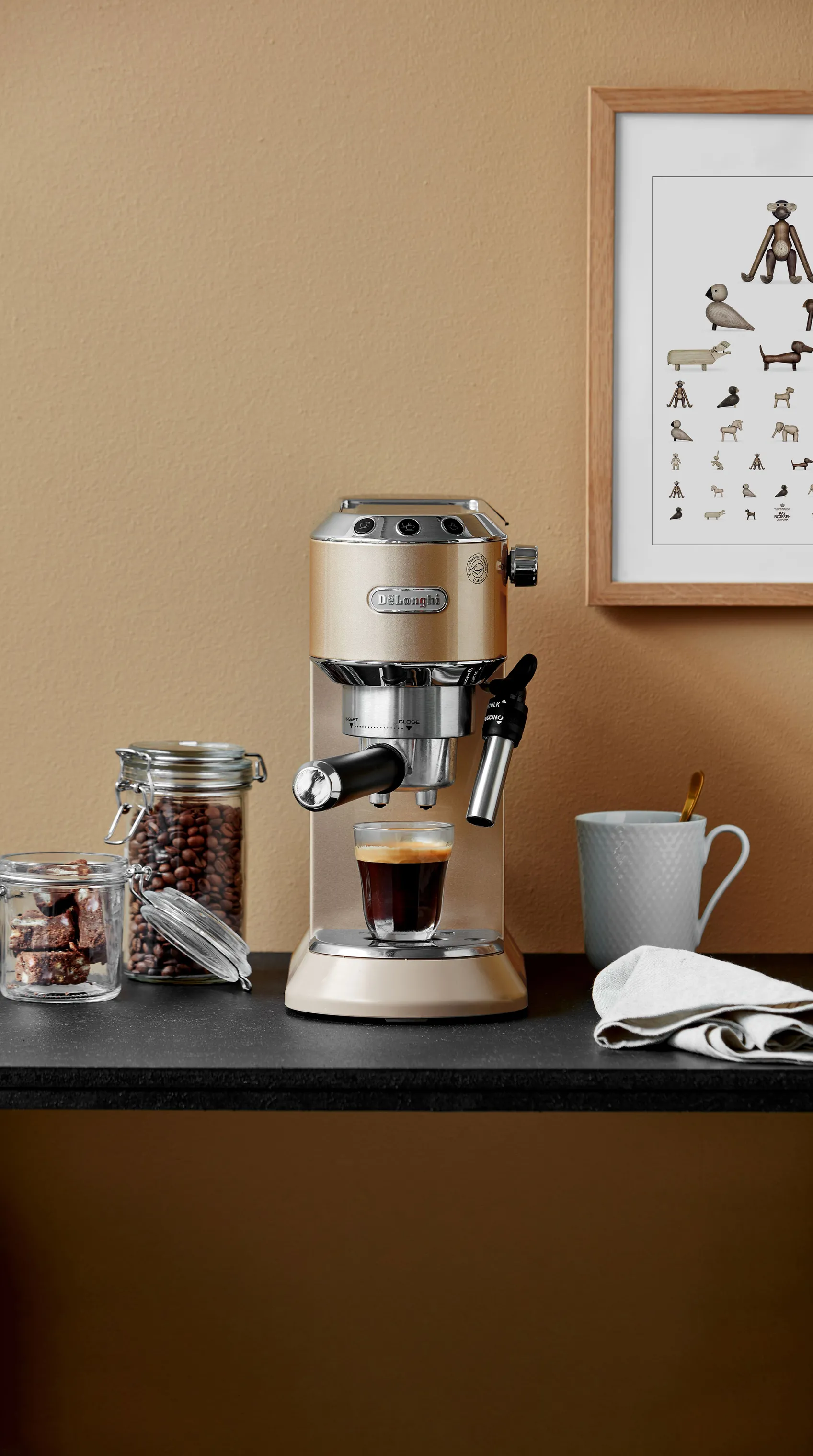 DeLonghi Dedica Arte Espressomaskine