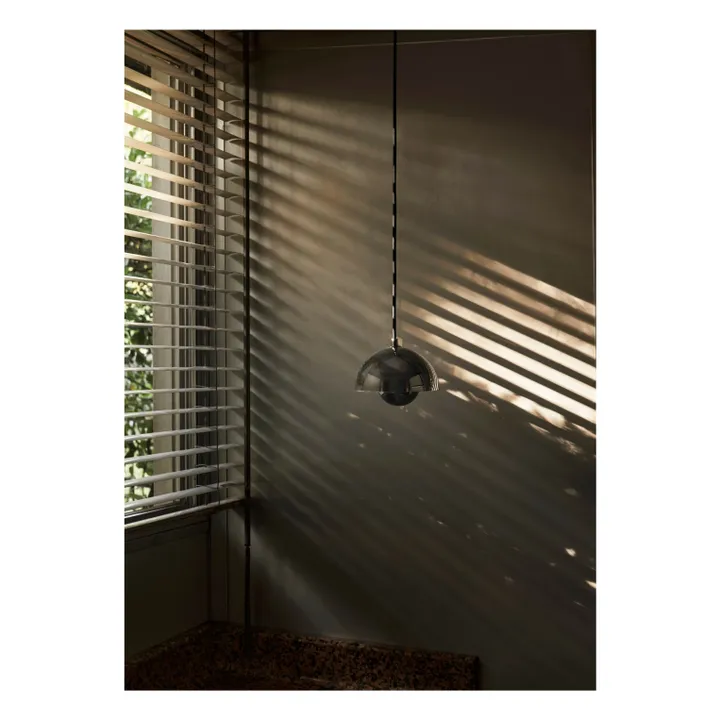 & Tradition Suspension Flowerpot VP10, Verner Panton | Chromé