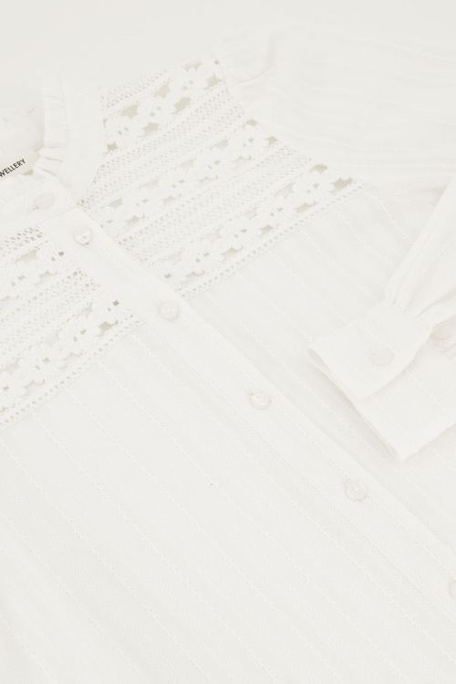 Witte blouse met bloemen tapes