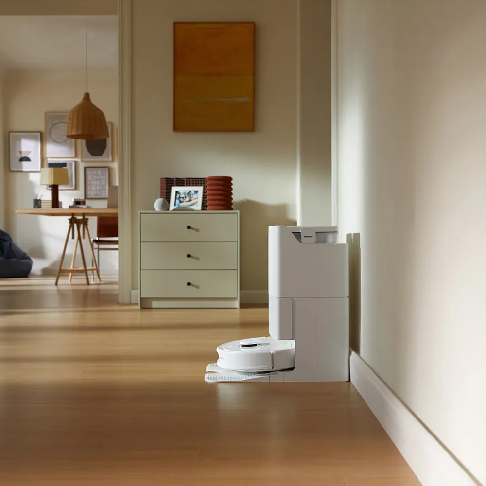 Qrevo Plus Staubsaug-Roboter Staubsauger Nass / Trocken Bodenreinigung mit Dockingstation / App Steuerung (QRPS02-00) - Weiss
