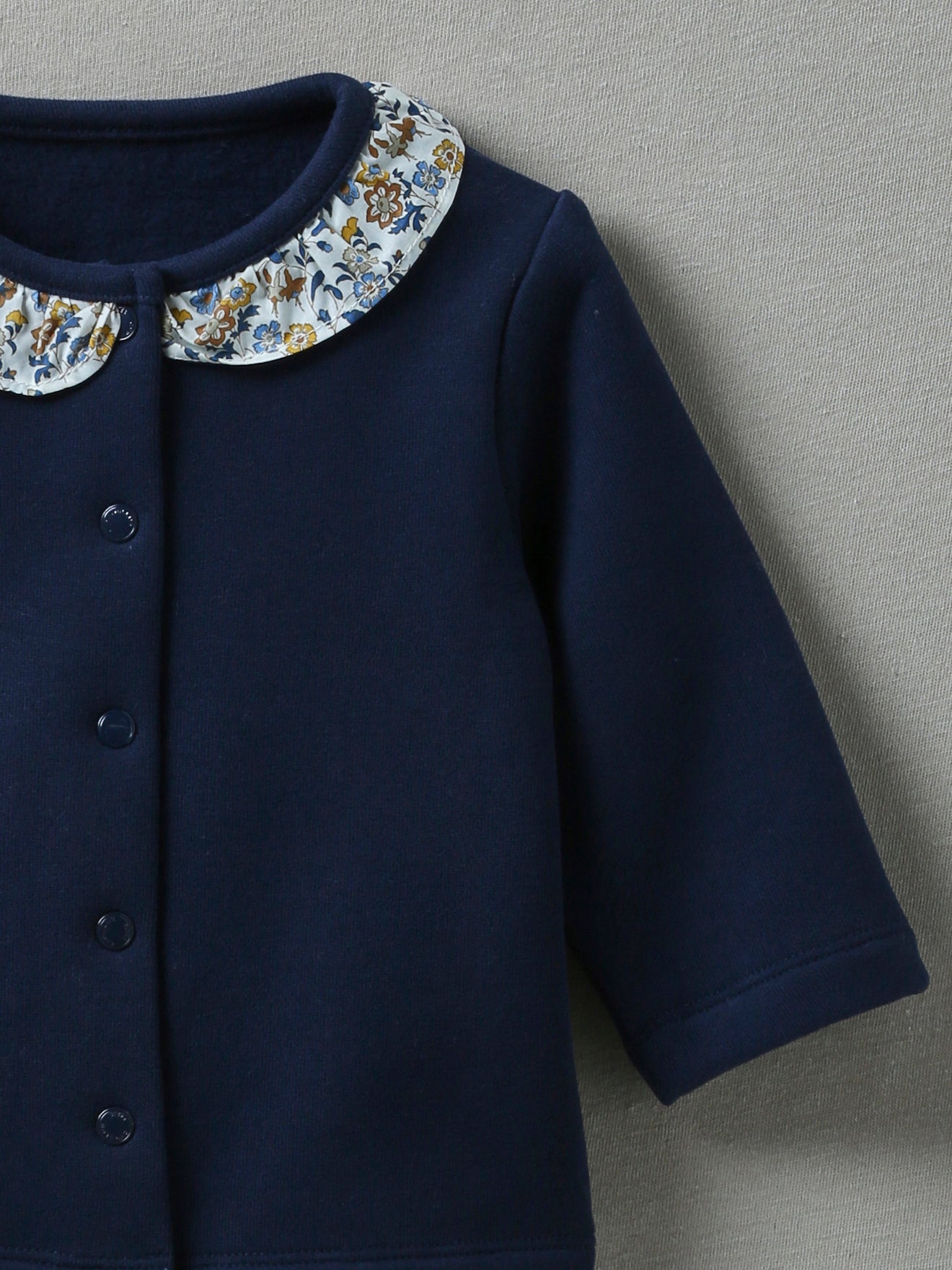 Cardigan Bébé col en tissu Liberty