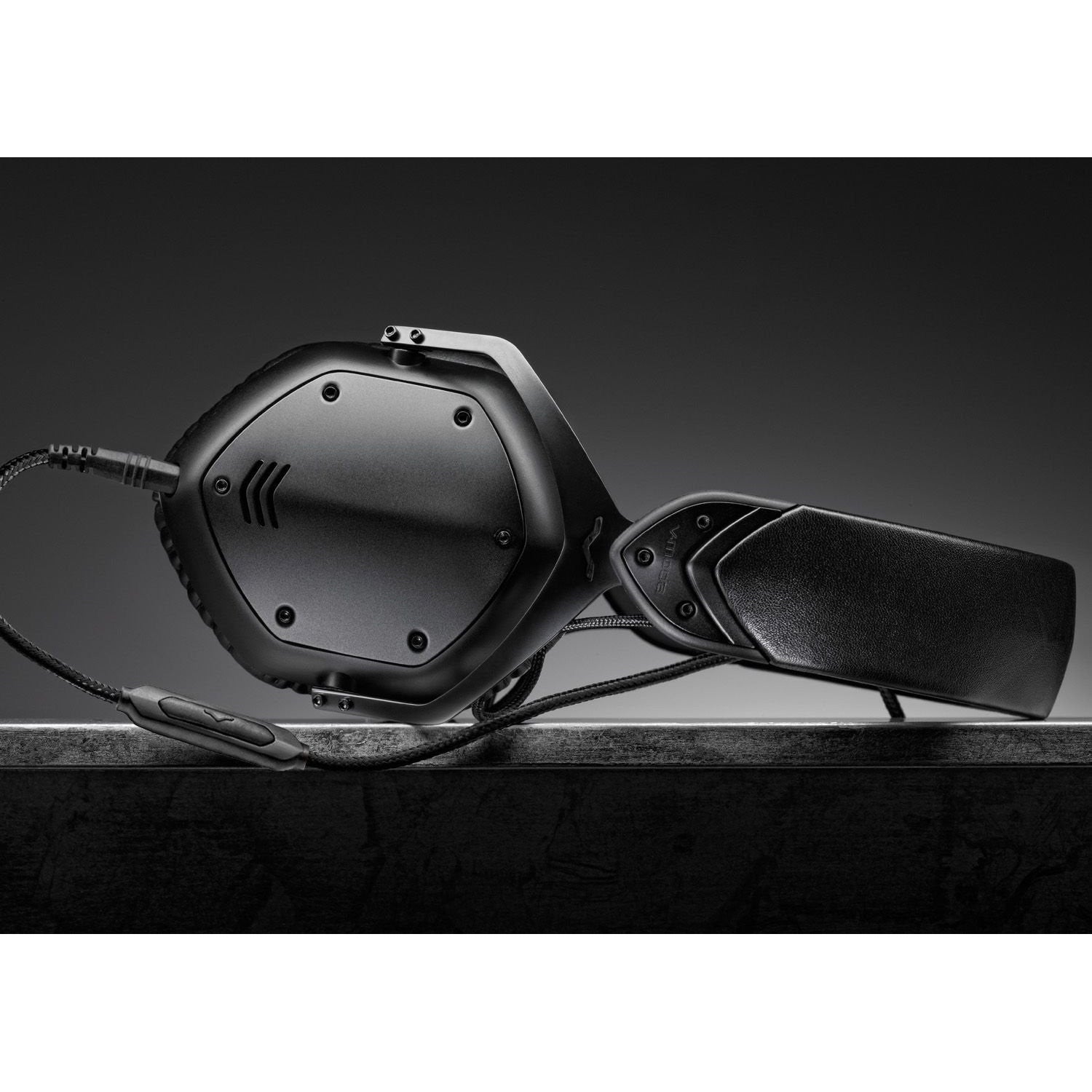 V-Moda Crossfade LP2 Matte Black Metal DJ koptelefoon