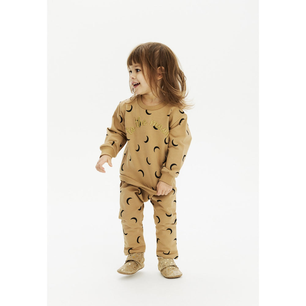 Køb THE NEW Siblings Tannin Moon AOP Mika Uni Sweatshirt