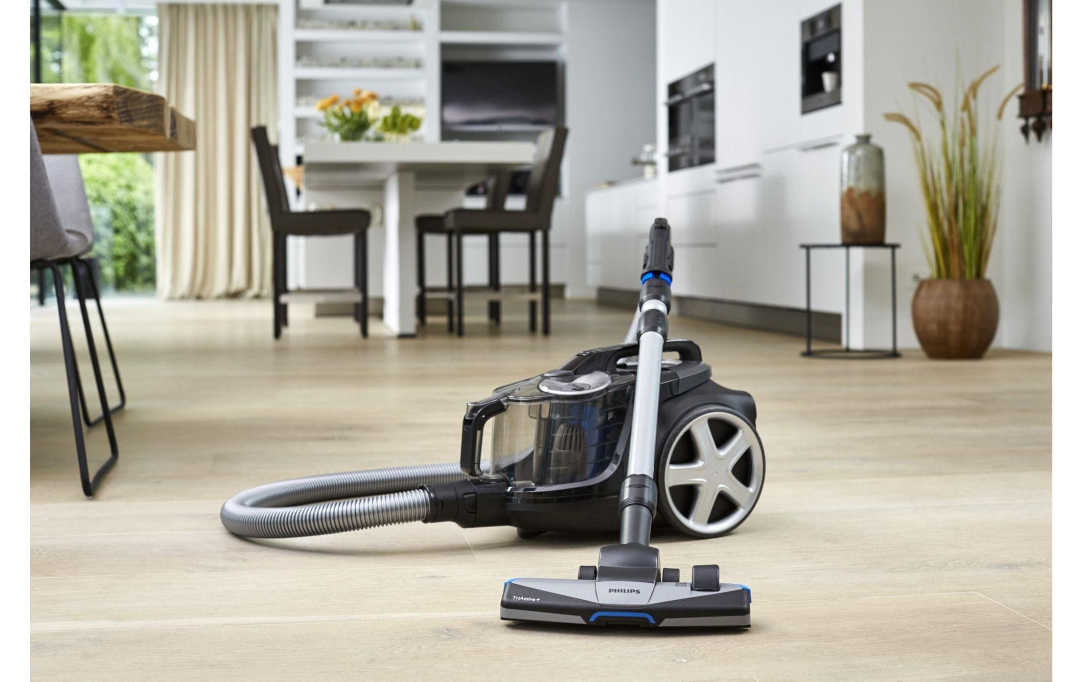 Bodenstaubsauger PowerPro Expert FC9741/19 Schwarz<br>Beutelloser Staubsauger