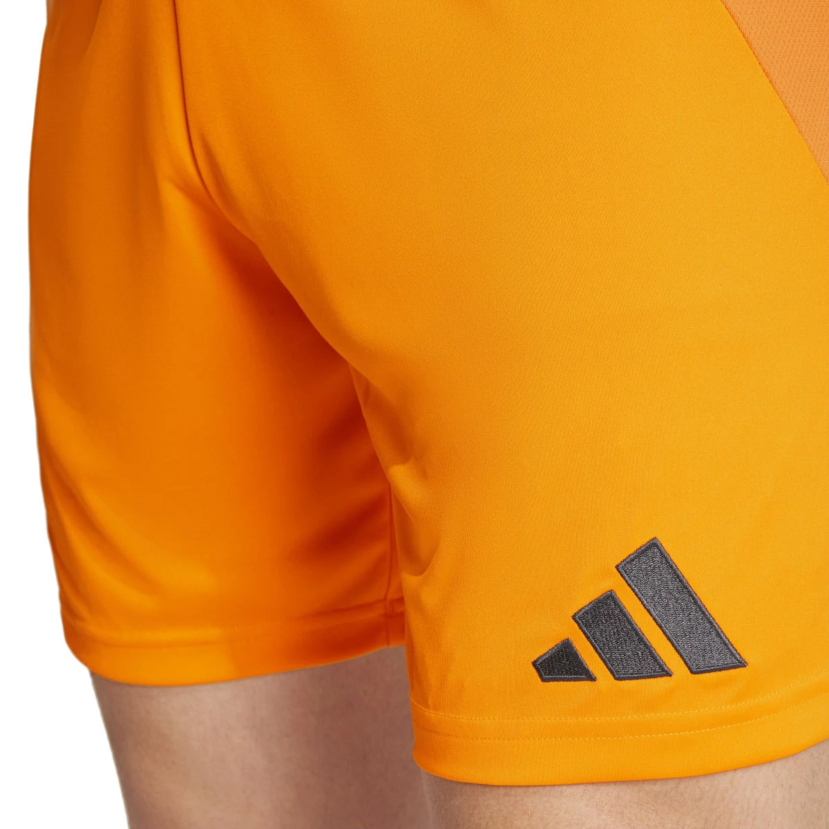 Calções adidas Real Madrid Segundo Equipamento 2024-2025