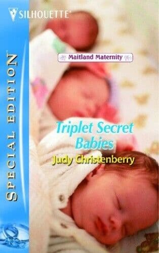 Triplet Secret Babies (Maitland Maternity, B by Christenberry, Judy Paperback Book Pre-Owned English