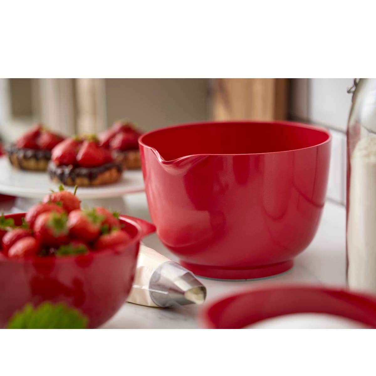 Rosti NEW Margrethe Mixing bowl 2 liter Red