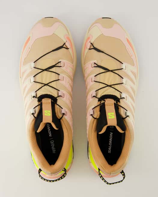 Salomon XA PRO 3D V9 Wanderschuhe in Beige