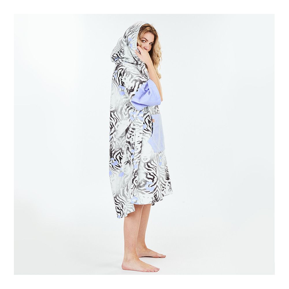 After Essentials PRO-MODEL SERIES - Poncho maud lecar