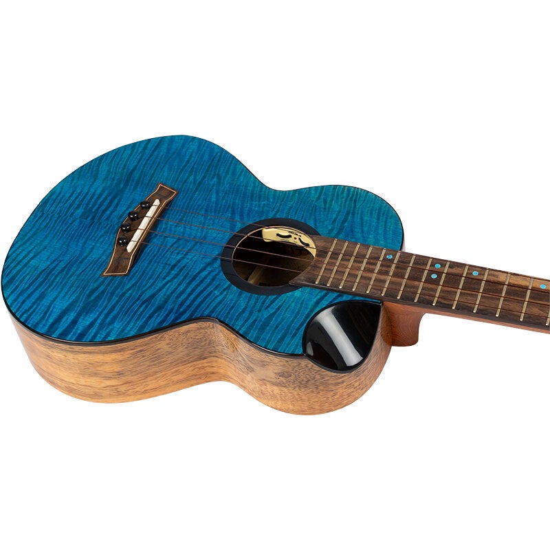 Flight Royal Series Comet EQ-A Tenor Blue elektrisch-akoestische ukelele met deluxe gigbag